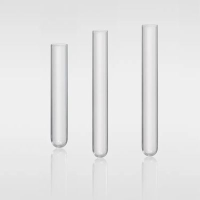 Bon prix Tube à essai en plastique jetable de matériel de picoseconde de laboratoire d'OEM 3.5ml 5ml avec le chapeau ou sans chapeau en ligne
