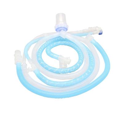 Bon prix 1.8m Circuit de respiration d'anesthésie jetable avec tube d'échantillonnage intégré et options de tasse d'eau simple/double en ligne