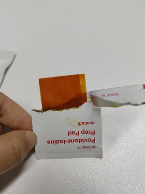 Bon prix Écouvillons stérilisés à la povidone-iode avec une durée de conservation de 3 ans dans un emballage en feuille de papier pour usage antiseptique médical en ligne
