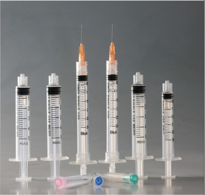 Bon prix Trois parts de Luer ferment à clef concentrique jetable de seringues d'injection stérilisé par ordre technique en ligne